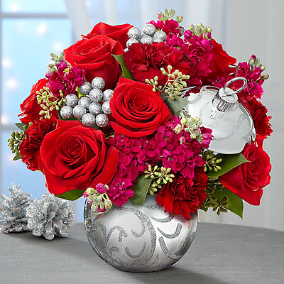 The Holiday Delights&amp;trade; Bouquet